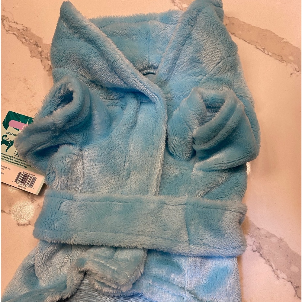 Pet housecoat